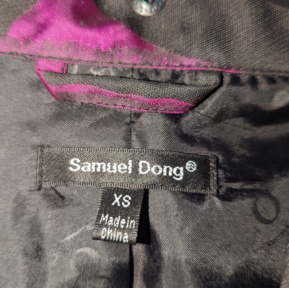 Samuel Dong trench coat - Picture 2 of 5